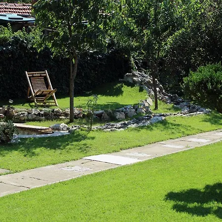 Laguna Guest house